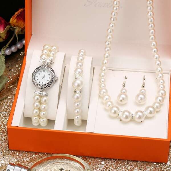 Fashion Accessory Set with Pearls