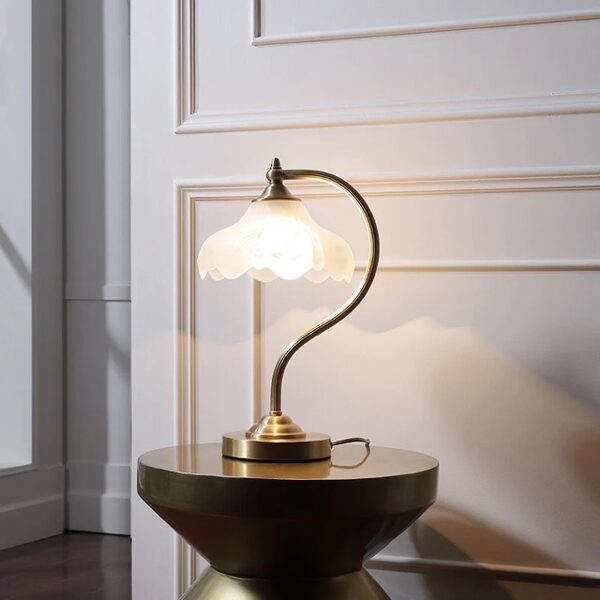 Table lamp - flower